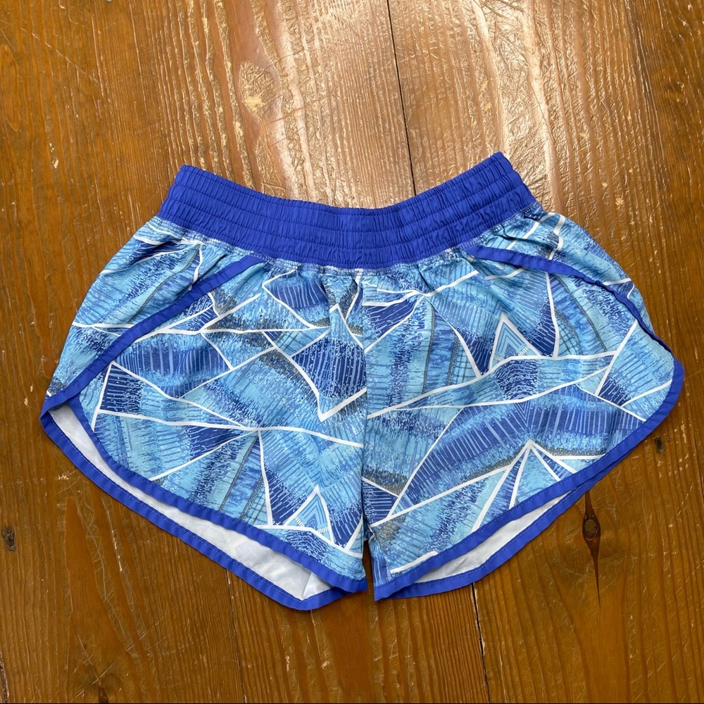 Champion Womens Geometrical Print running shorts, Size XS - Picture 1 of 4